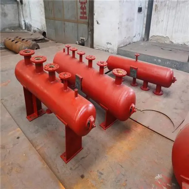 和龙分集水器安装高度